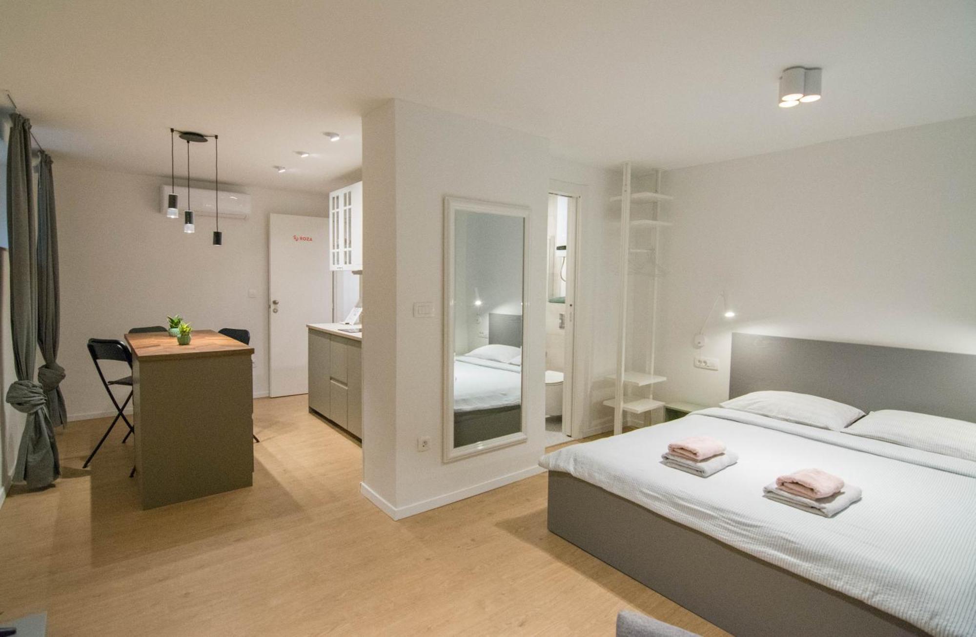 Romiru Rooms And Studio Apartment ספליט מראה חיצוני תמונה